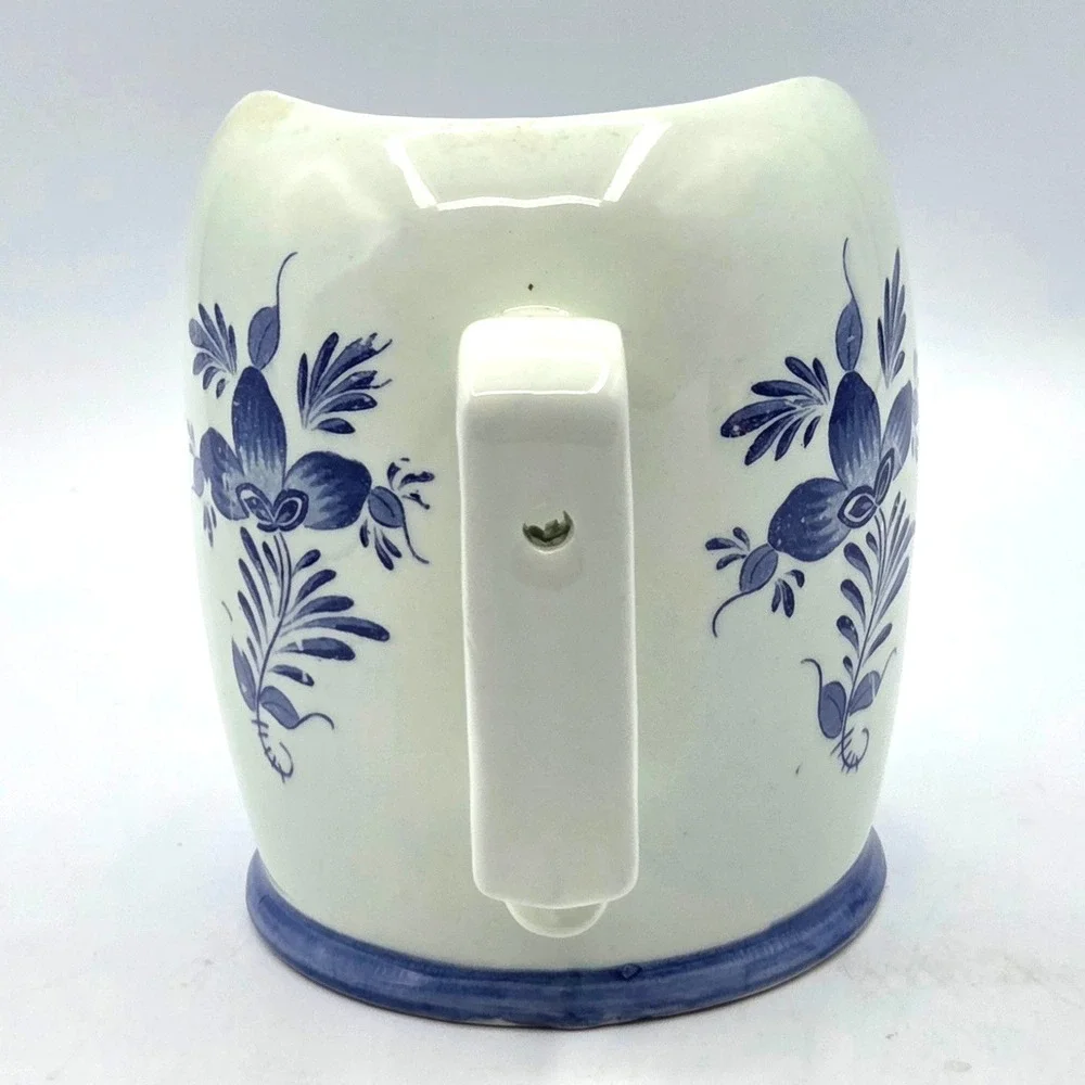 Wall  Candle‎ Holder Blue and White Porcelain  or Table Top With Handle  Vintage